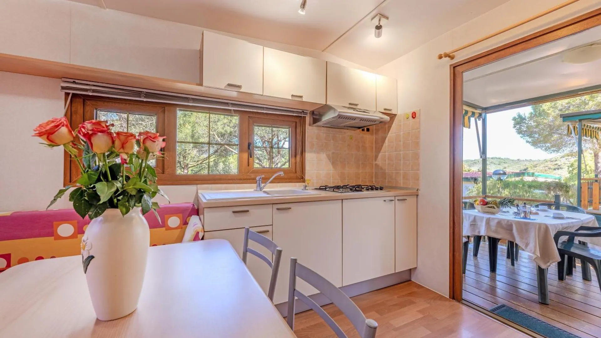 קאפוליברי Camping Bungalow Lido