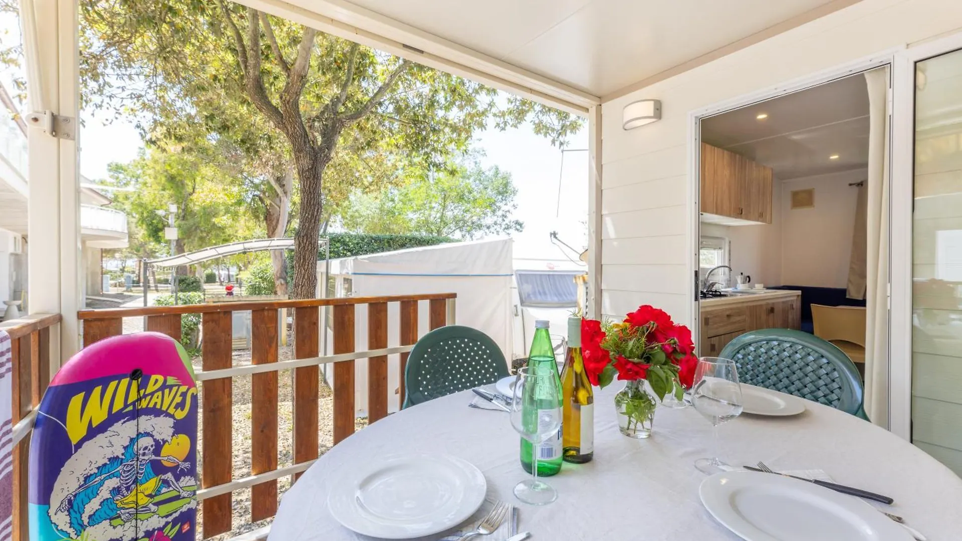 אתר קמפינג קאפוליברי Camping Bungalow Lido